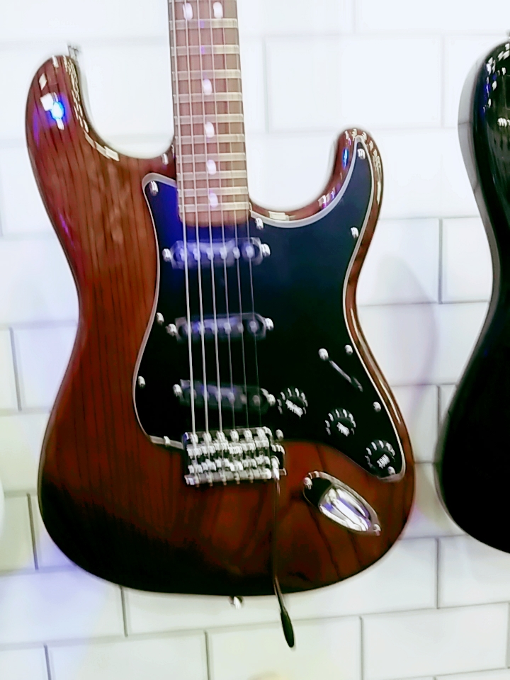 MIJ Fender Stratocaster