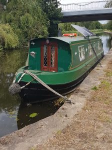 Liveaboard narrowboat